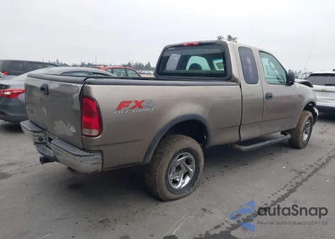 2002 Ford F150 z USA, uszkodzony, nr VIN 1FTRX18W02KE25601